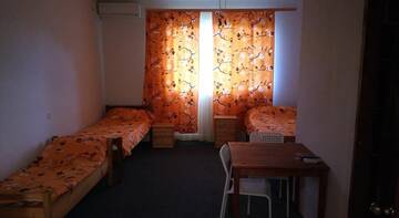Фото номера Трехместный номер с балконом Гостевой дом Guesthouse Bagyra г. Вардане 9