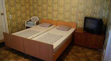 Фото номера Номер эконом-класса с 1 кроватью или 2 отдельными кроватями Гостиница Мини-Отель Ника г. Вардане 66