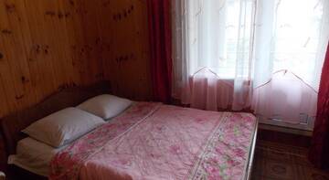 Фото номера Трехместный номер  Гостиница Oasis Guest House г. Вардане 8