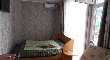 Фото Гостиница Oasis Guest House г. Вардане 2