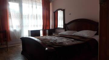 Фото номера Люкс с 1 спальней Гостиница Oasis Guest House г. Вардане 5