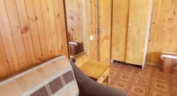 Фото номера Трехместный номер  Гостиница Oasis Guest House г. Вардане 7
