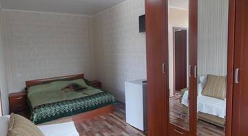 Фото номера Двухкомнатный люкс Гостиница Oasis Guest House г. Вардане 5