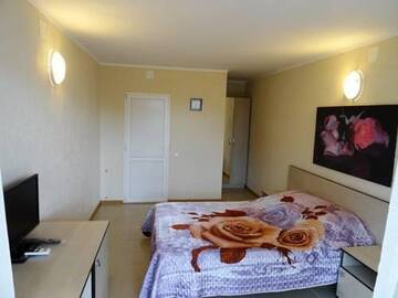 Фото номера &amp;quot;Стандарт&amp;quot;  Гостиница Guest House Avokado г. Вардане 20